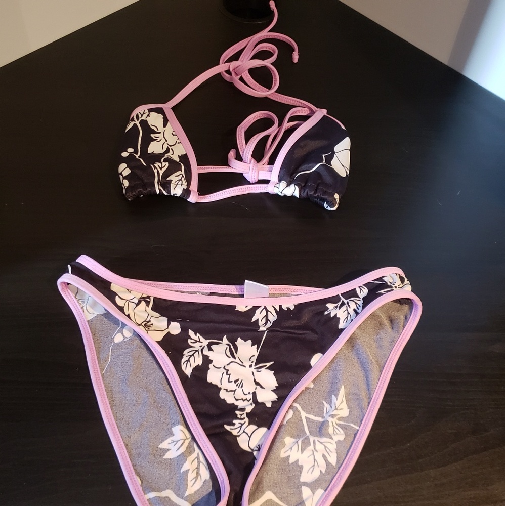 $5/20 Black masimo bikini set